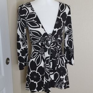 CAbi Tunic tie front top #902